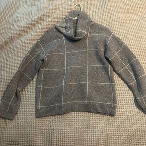 Gray Checkered Turtleneck Sweater